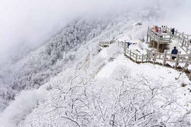 成都周边打雪仗、堆雪人好去处！西岭雪山